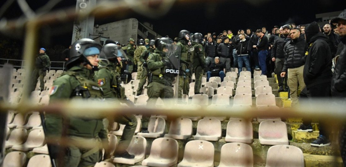 Bosanska vojska divljački tukla decu i navijače Rumunije: Komentator svedočio jezivim scenama