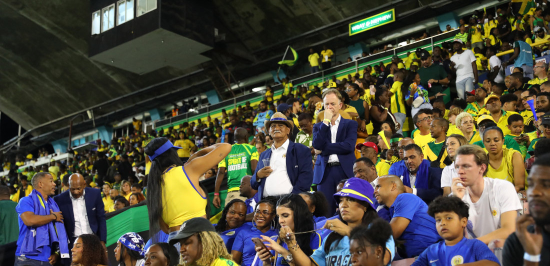 Uhvatili se za glavu, vrištali, skakali usred TV prenosa: Neverovatan snimak obišao planetu