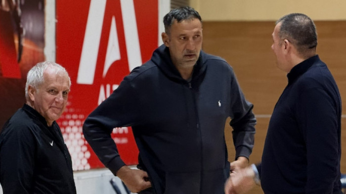 Podrška crno-belima od legendarnog asa - Divac na treningu Partizana (VIDEO/FOTO)