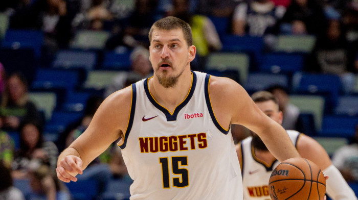 Šta, gde je lopta? Magičan potez Jokića, u čudu ga gledali (VIDEO)