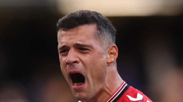 Džakin brat napravio haos: Pomenuo prave Albance, ovi u Prištini izgoreli