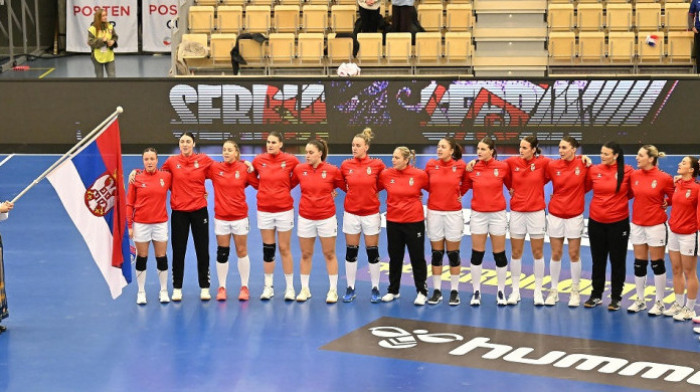 Loš start: Mađarice savladale Srbiju sa četiri gola razlike