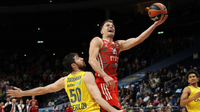 Na današnji dan: Nedović i Vildoza srušili Albu usred Berlina (VIDEO)