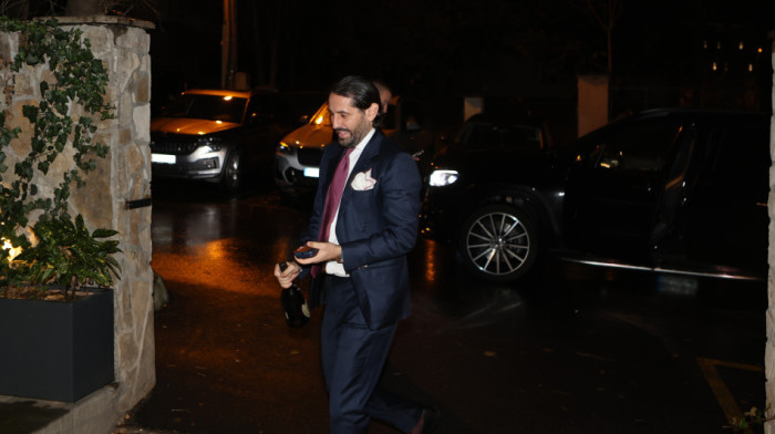 Neočekivani gost: Čuveni fudbaler Partizana na slavi kod Terzića (VIDEO)