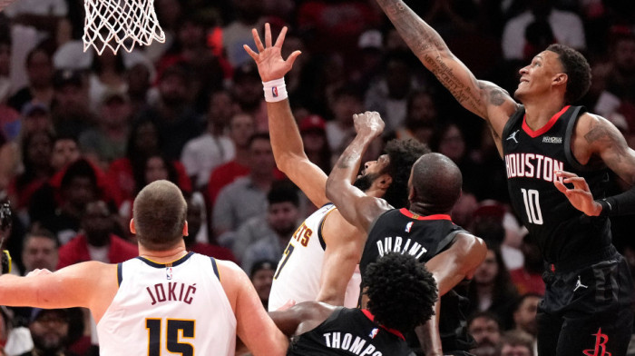 Šta ovo radi Jokić? Amerika u šoku zbog njegovih poteza, svi se pitaju kako mu ovo uspeva (VIDEO)