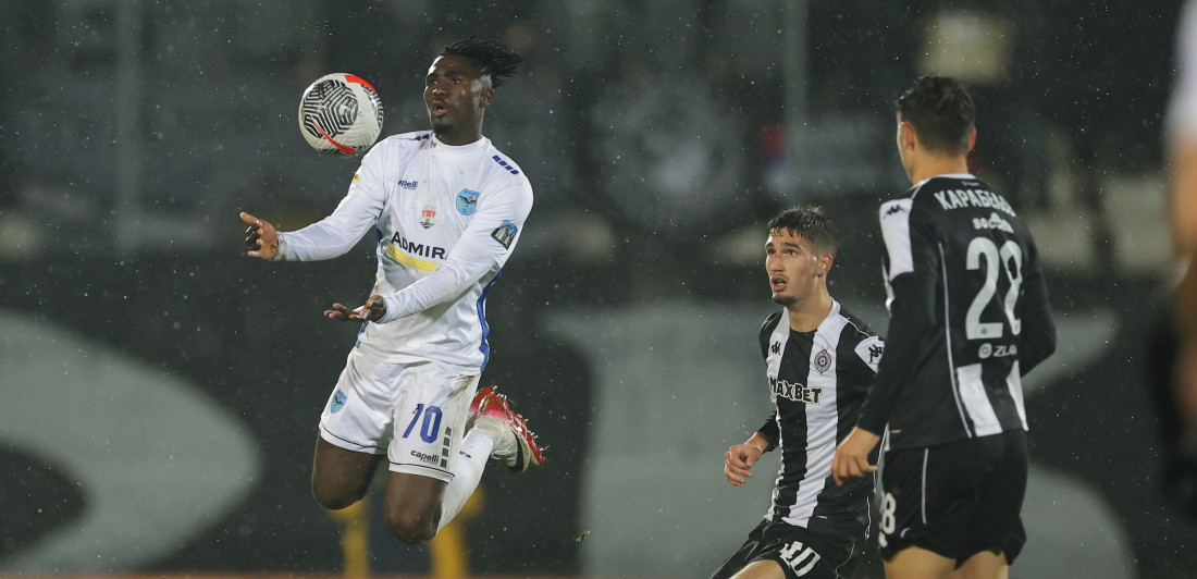 Partizanova odbrana je ozbiljan problem: Železničar vodi u Humskoj