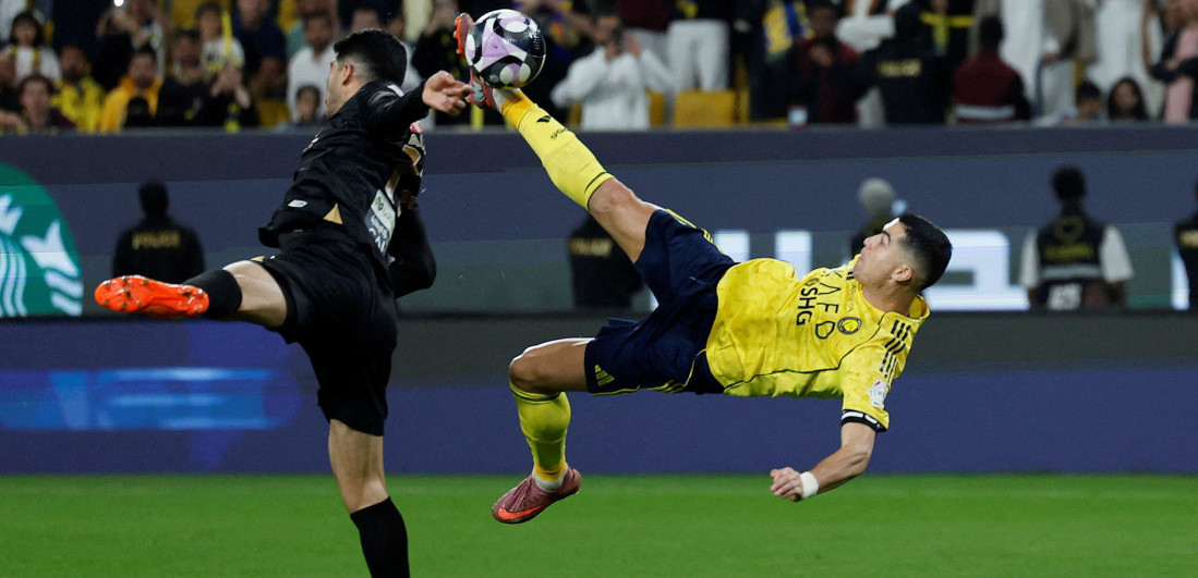 Auuu, šta pogodi Ronaldo: Makazice o kojima bruji planeta (VIDEO)