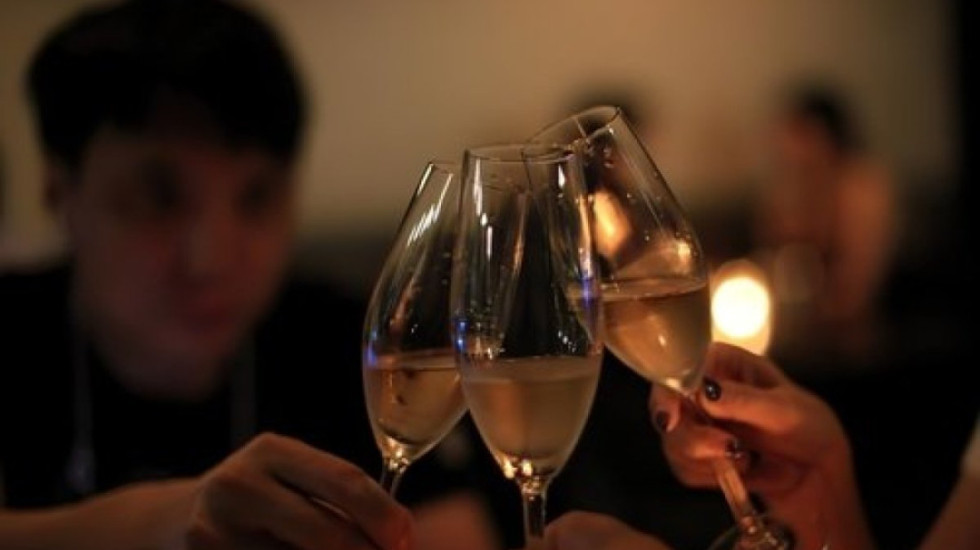 Skandal! Reprezentativac pijan kao letva! Skupo će da plati: Hitno suspendovan, a evo šta mu još preti (VIDEO)