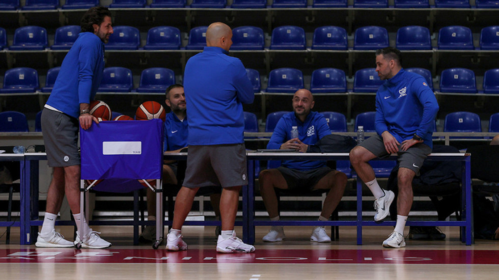 Ovih 17 igrača odradili su prvi trening sa Alimpijevićem: Evo sa kim Srbija napada Švajcarsku i Bosnu