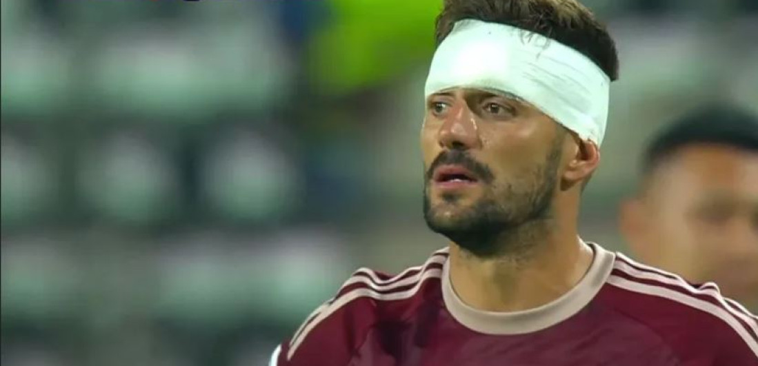 Razbili mu glavu, a on postigao dva gola i asistirao: Tadić rešeta kao u najboljim danima (VIDEO)