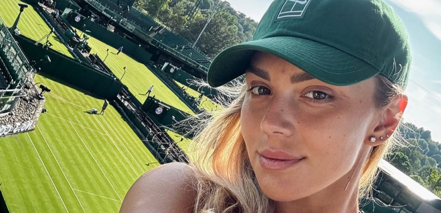 Muškarci uzdišu za seksi Rumunkom: Ova lepotica je nova teniska booomba (FOTO)