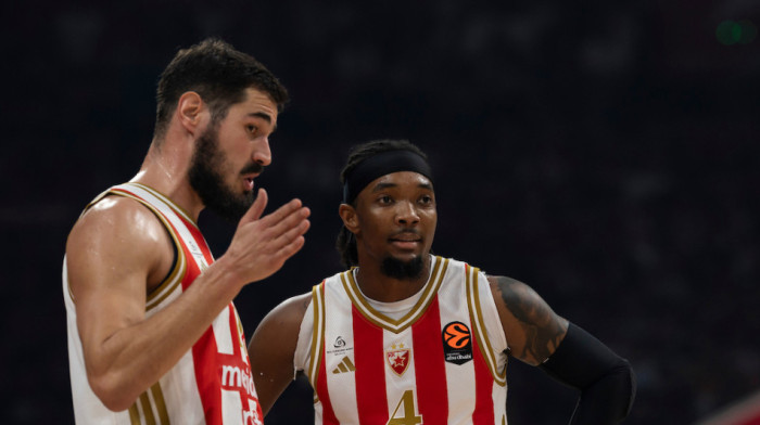 Zvezda se za derbi priprema u Sarajevu - Novi težak ispit za crveno-bele