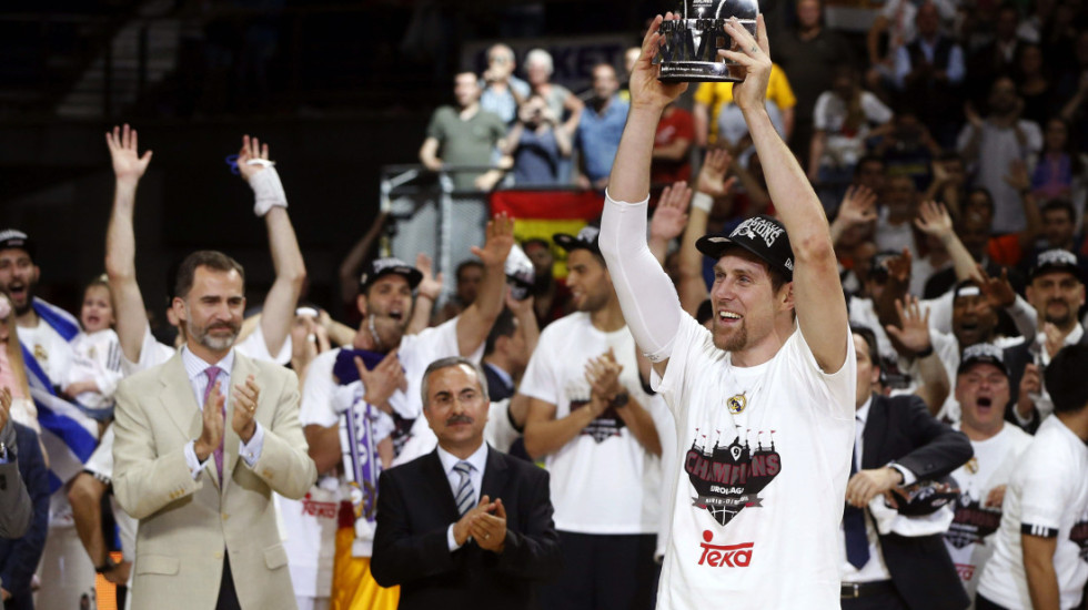 Na današnji dan: Rođen čuveni Čapo heroj Argentine i Reala (VIDEO)