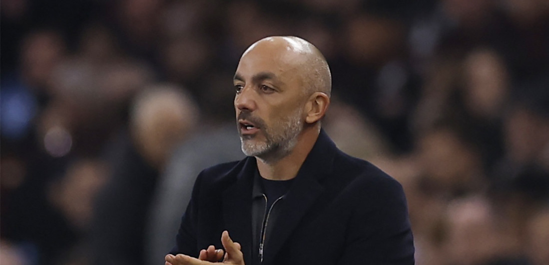 Horor, huligani Makabija hteli da linčuju Žarka Lazetića - Bacali baklje i dimne bombe na stan srpskog trenera