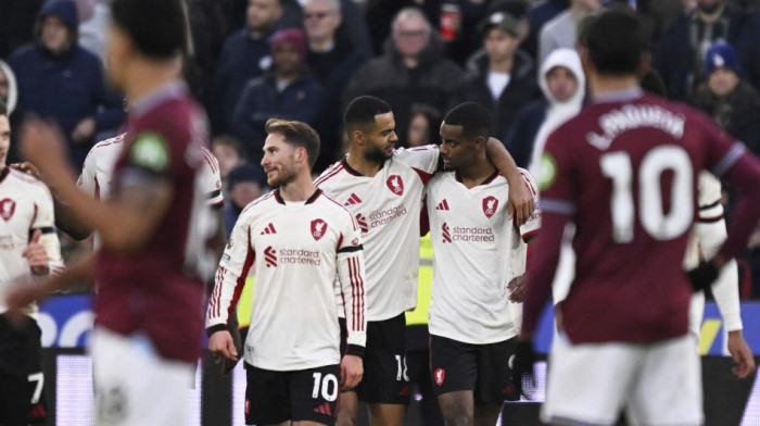 Slot ostavio Salaha na klupi i prekinuo crnu seriju - Debakl Milenkovića i Foresta