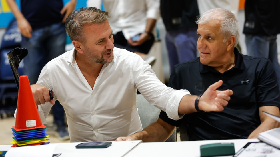 Obradović obelodanio: Članovi Upravnog odbora napuštaju klub