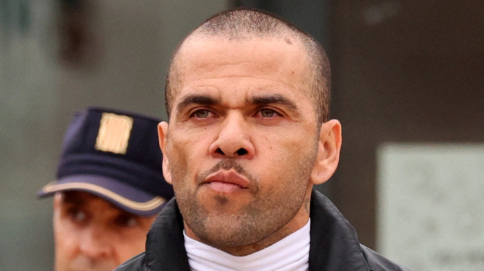 Dani Alveš kakvog do sada niste videli - Bivši fudbaler u ulozi propovednika