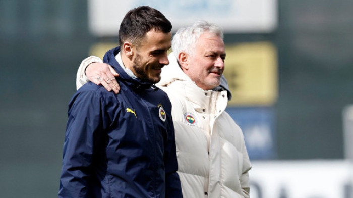 Portugalac želi Srbina - Murinjo i Kostić ponovo zajedno?