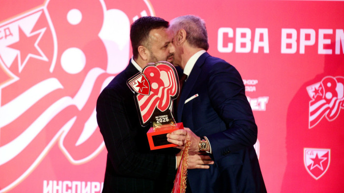 Crveno-bela porodica: Košarkaši Crvene zvezde dobili finansijsku pomoć fudbalera