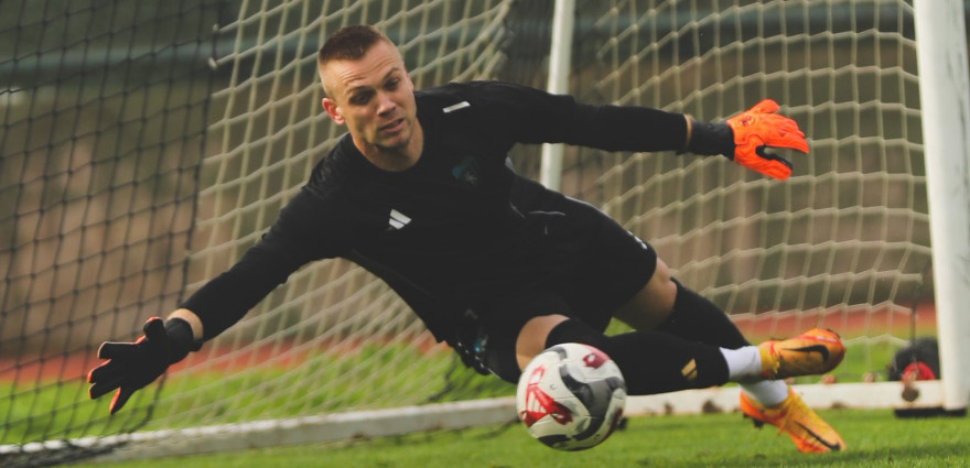 Oglasili se iz Turske: Kraj sezone za srpskog golmana