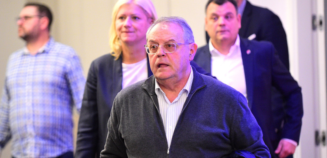 Čović o skandalu u Sarajevu: Nismo očekivali takav prostakluk, ko je dozvolio da se unesu oni transparenti