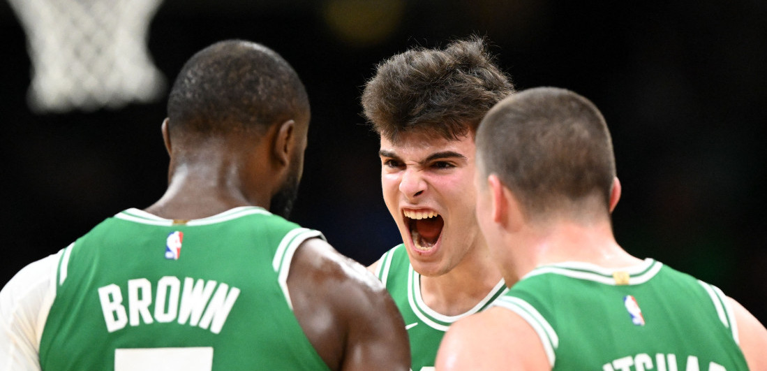 Braun sasuo Niksima 42 poena, Boston opet gazi