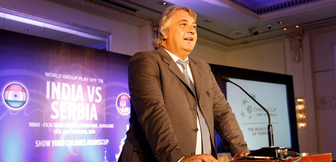 Na današnji dan: Čuveni sendvič Bobe Živojinovića došao glave Mekinrou (VIDEO)