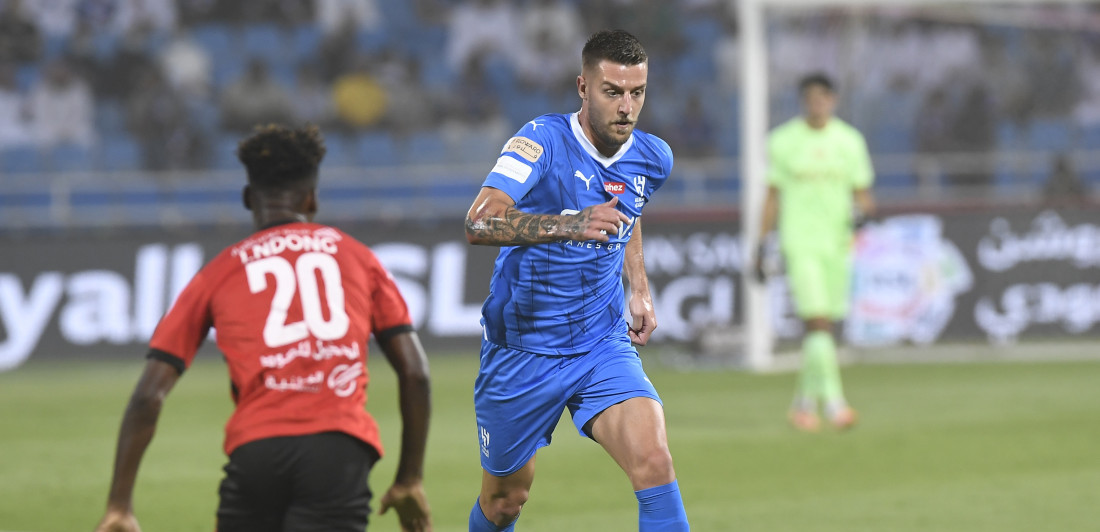 Sergej pokušao da se zamaskira, navijači Lacija ga prepoznali: Onda je nastao haos (VIDEO)