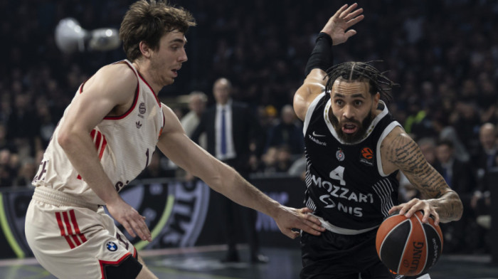 Bukti rat na mrežama zbog zviždanja igračima: "Baš loše za Partizan, preteško za gledanje"