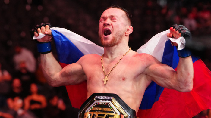 Surova brutalnost: Majko mila, ovo dugo niste videli - Rus promenio rivalu lični opis (VIDEO)