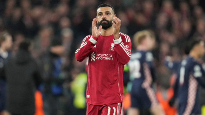 Salah zove mamu i tatu - Ne može da se pomiri sa neigranjem: Bacili su me pod autobus