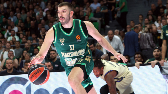 Nestvarna partija Rogavopulosa: Grk ubacio 40 poena uz 12 trojki!