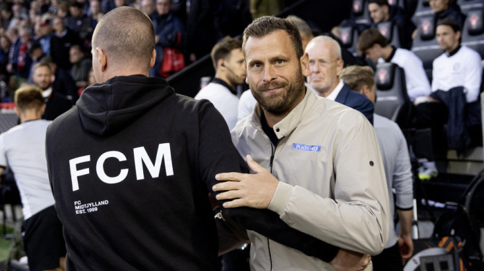 Zvezda stiže, a u Gracu haos: Zaratili trener i direktor, neko mora da "leti"