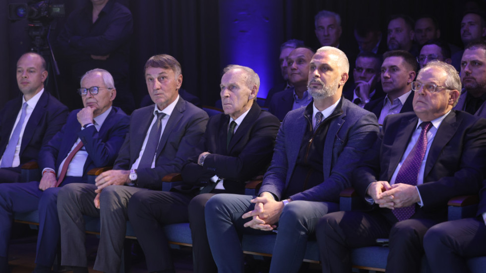 Sam vrh srpskog sporta na svečanosti "MVP Mozzart sport"