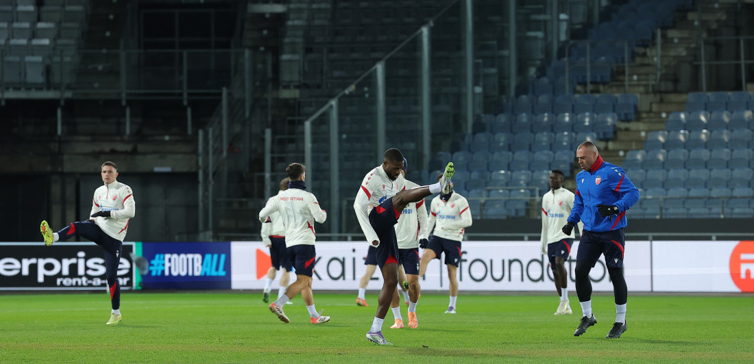 Sportinjo u Gracu: Pogledajte kadrove sa treninga Zvezde, Arnautović kao zapeta puška (FOTO/VIDEO)