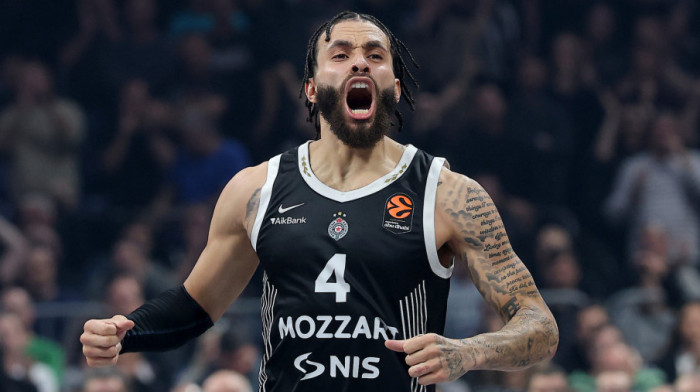 Pričalo se da napušta Partizan, a sad... Vošington o lojalnosti klubu, oglasio se na srpskom jeziku