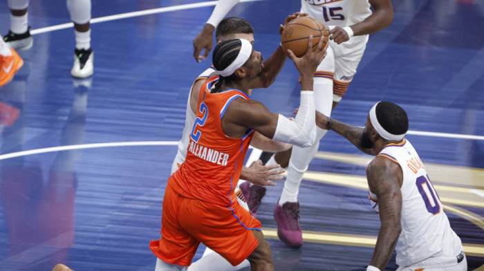 Pogledajte vi kako se on baca! Sramno izdanje MVP-ja najjače lige na svetu