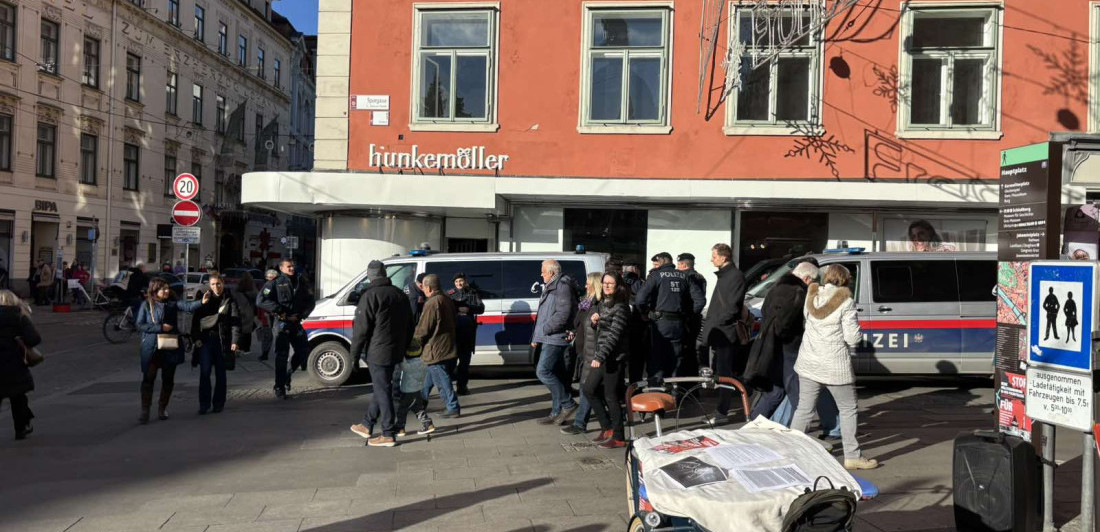 Hit scene iz Graca! Služi se "votka Arnautović", grad vrvi od policije (FOTO)