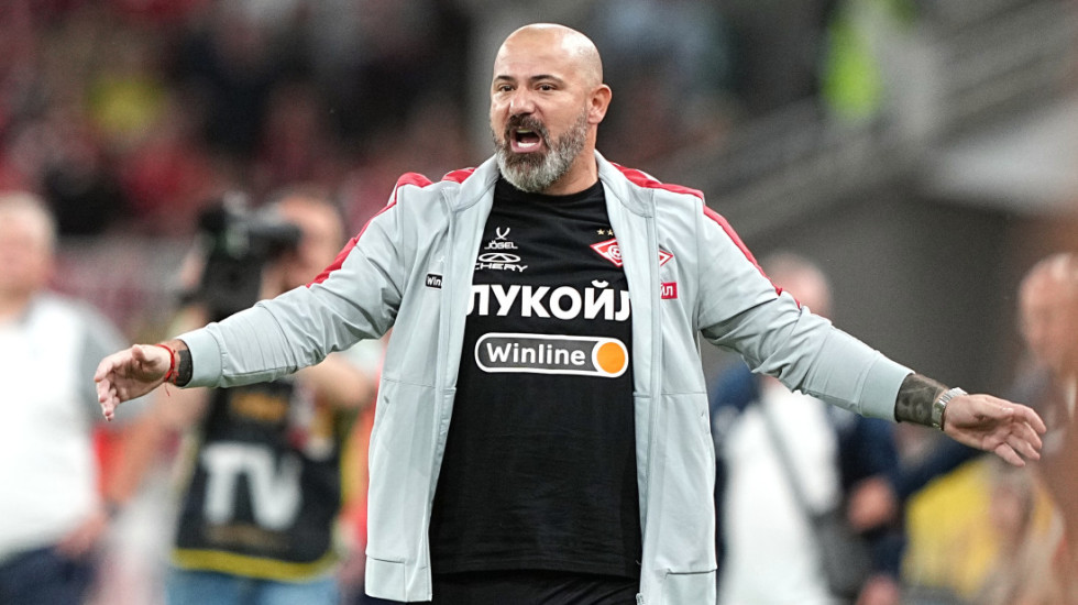 Dejan Stanković menja Vladana Milojevića na klupi Crvene zvezde