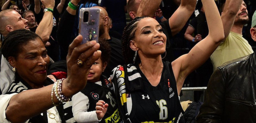 Lesorova žena uz Željka Obradovića prati večiti derbi iz prvih redova: Ovo su svi primetili (VIDEO)