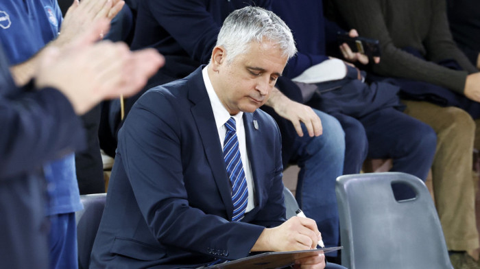 Turski savez otkrio pre vremena: Poznato ko menja Kokoškova na klupi Efesa (FOTO)