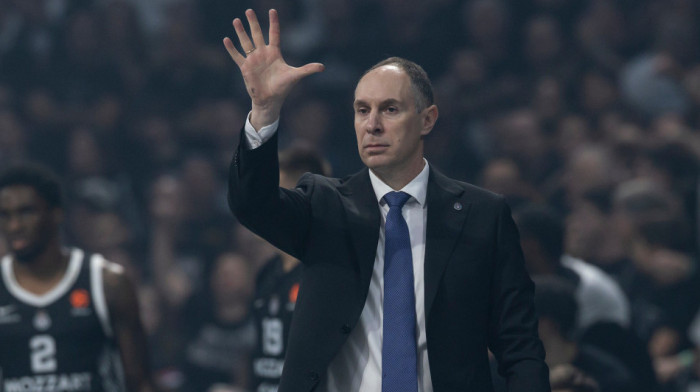 Trener Partizana emotivan posle večitog derbija: Ovu pobedu posvećujem njemu