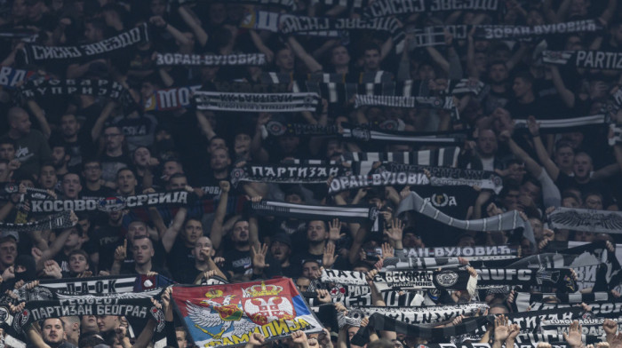 “Neznalice, nisi dobrodošao ovde”: “Grobari” poslali brutalnu poruku novom treneru Partizana