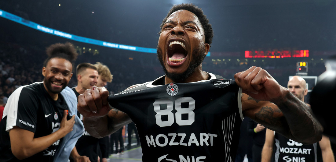 Zviždali mu, vređali ga, a sada se sve promenilo za 360 stepeni: Palo pomirenje između Tajrika i "grobara"