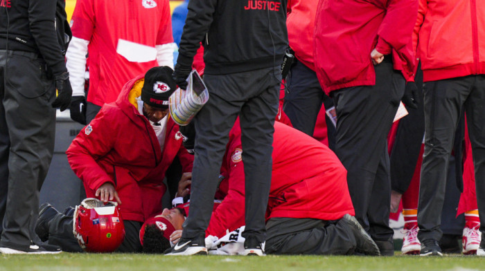 Čifsi u agoniji, Patrik Mahoms doživeo najgoru povredu