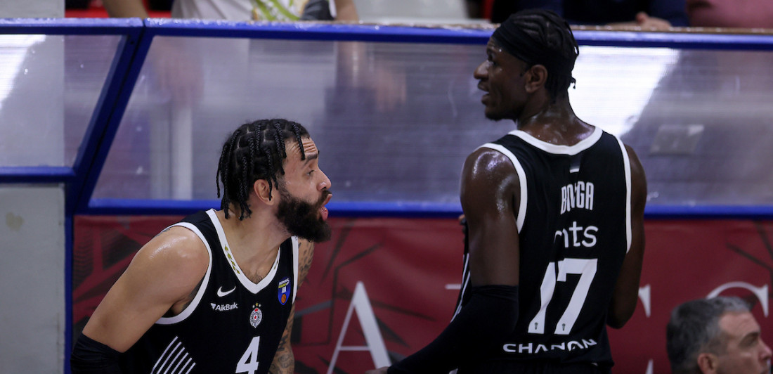 Šok scena na meču Partizana - Bonga uzeo tablu, ovo nije moglo da se vidi kod Željka