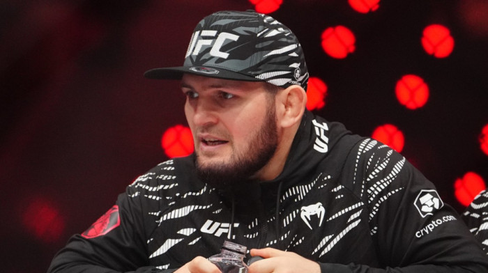 Ovaj čovek nije normalan - Samo Habib ovo može da uradi (VIDEO)