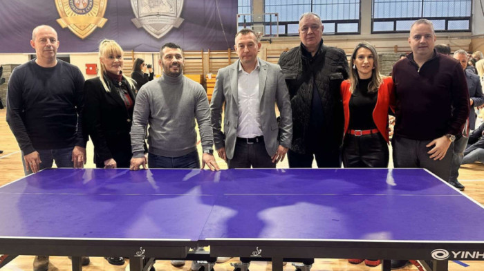 Akcija "Sport u policiji" održana u Sremskoj Kamenici (FOTO)