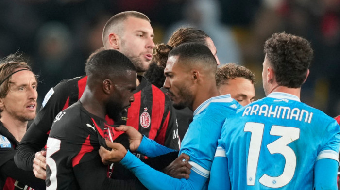 Vanja bolji od Pavlovića: Napoli ide u veliko finale (VIDEO)