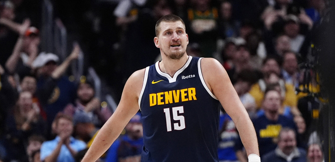Istorijaaaa - Nikola Jokić nadmašio legendu NBA lige, ceo svet mu se klanja (VIDEO)
